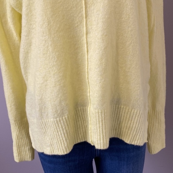 ATHLETA TRANSIT PULLOVER TURTLENECK SWEATER FRESH YELLOW Top SZ XS - Picture 4 of 12